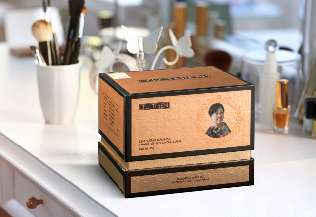 KEM DƯỠNG TRẮNG DA, NHANH LIỀN SẸO, CHỐNG NẮNG